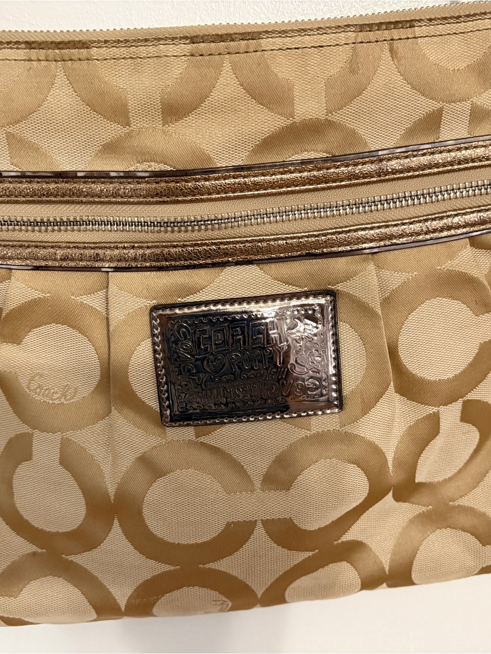 Coach (poppy) Beige Signature Shoulder Bag with Metallic Trim